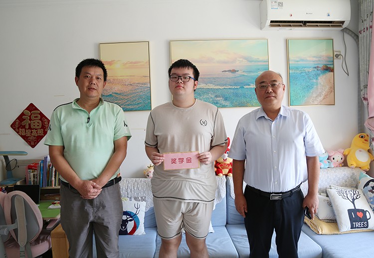 图片关键词